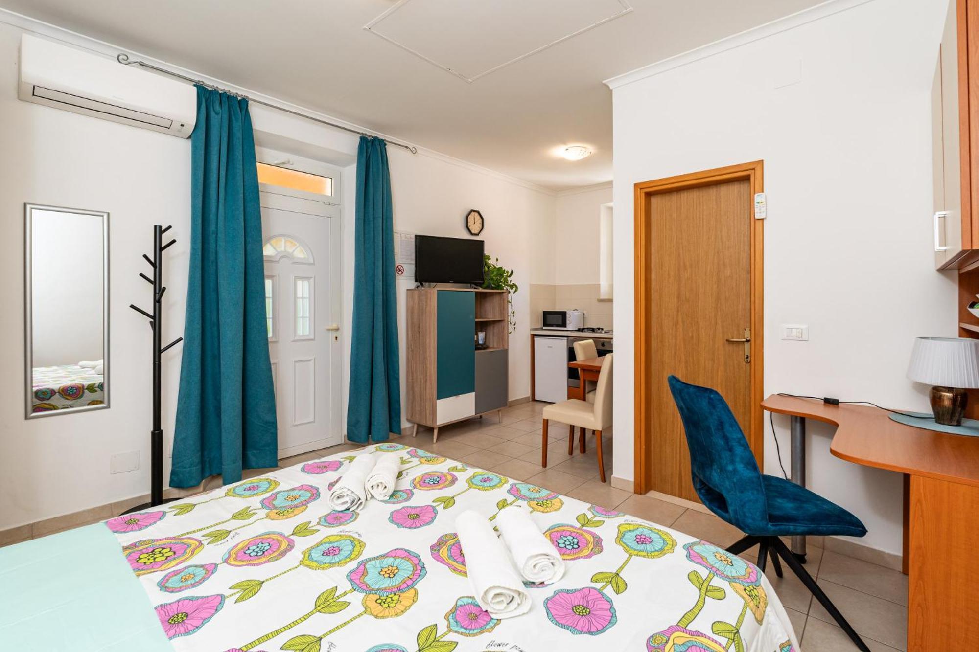 Apartments & Room Frane Ragusa Esterno foto